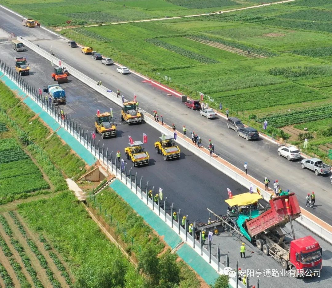 工地防暑降溫點(diǎn)，夏送清涼到一線